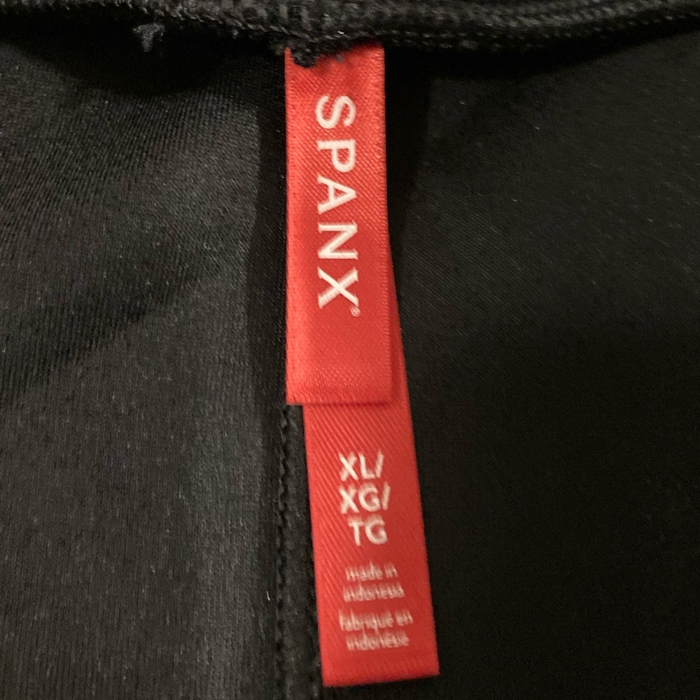 SPANX AirEssentials Mock Neck Crop Top Black XL - Picture 4 of 16